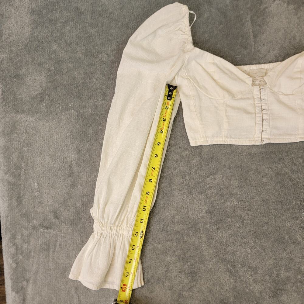 Urban Outfitters Crop Top XS Puff Sleeve Hook Front Cottagecore - Picture 8 of 10